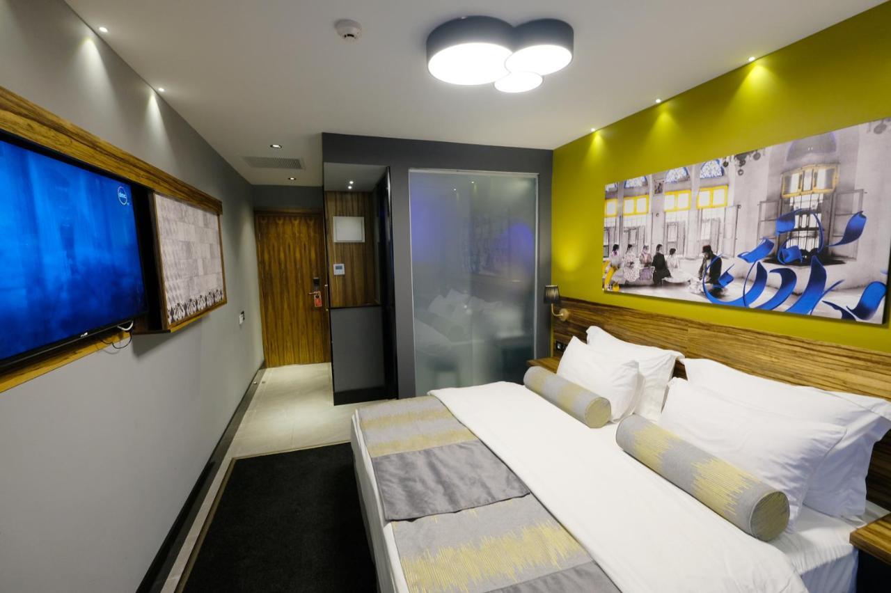 Royal Court Hotel Рамала Екстериор снимка